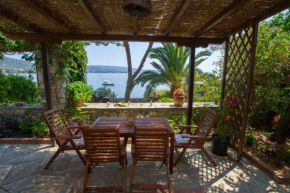Natali's Villa by the sea